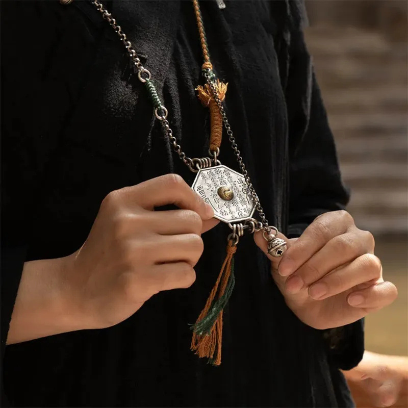 Collana con ciondolo a forma d - Ethnic Fashion Co In recensione e prezzo